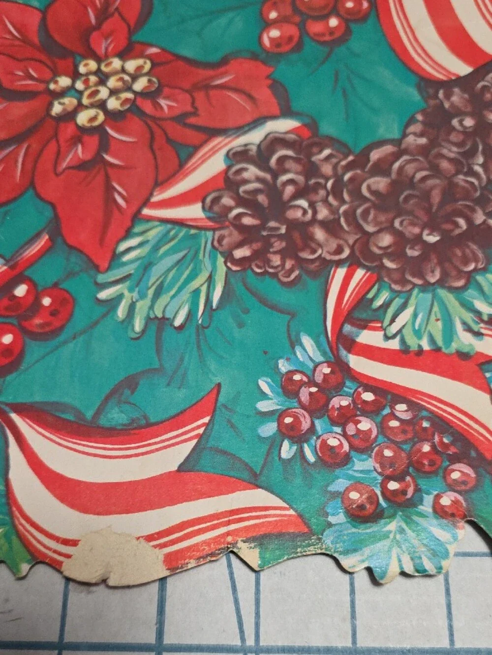 Holiday Poinsettia and Ribbon Party Die Cut - Green & Red, VTG, 10.5